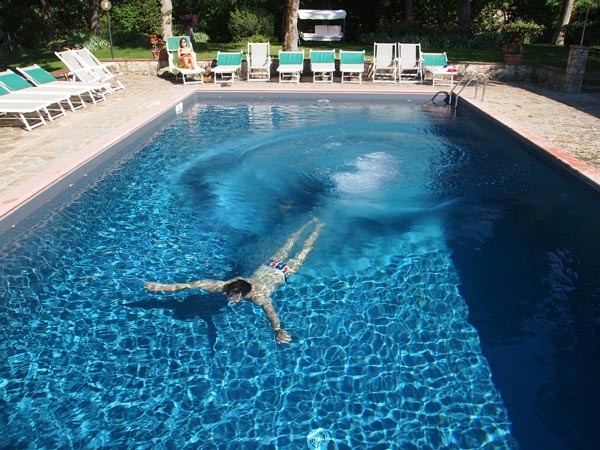 Swimming Pool at Il Querceto in Castellina in Chianti 