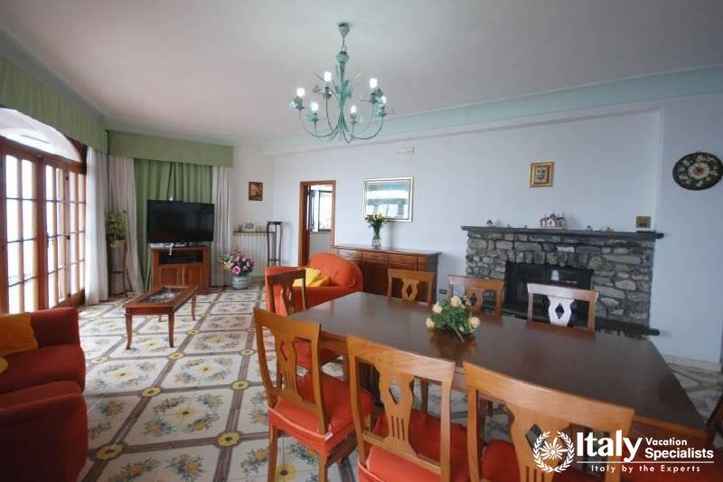 Dinning in Villa Clara