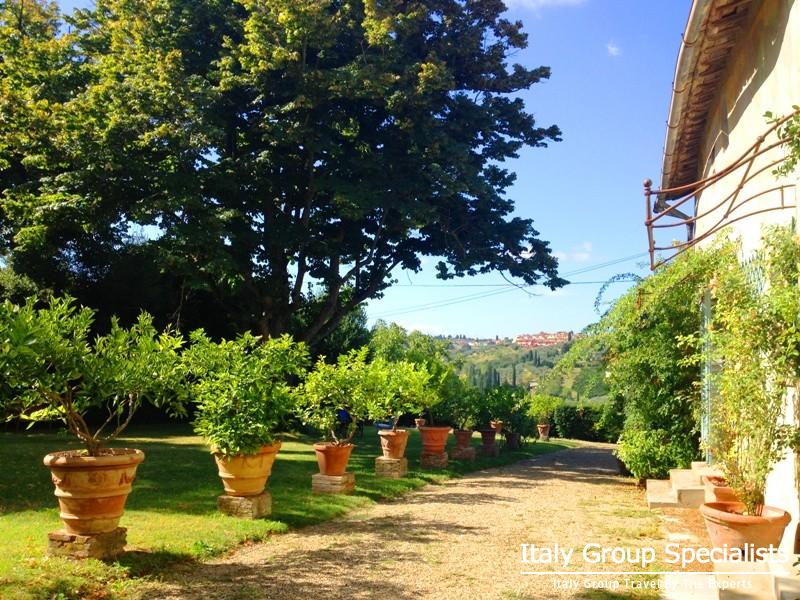 Grounds at the Casavecchia Estate, Tuscany, Italy - Photo by Jesse Andrews 