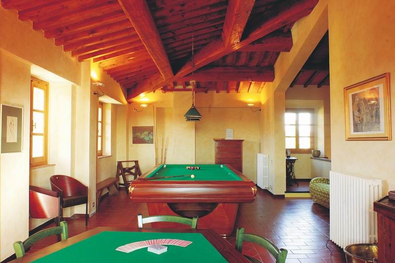 billiard room