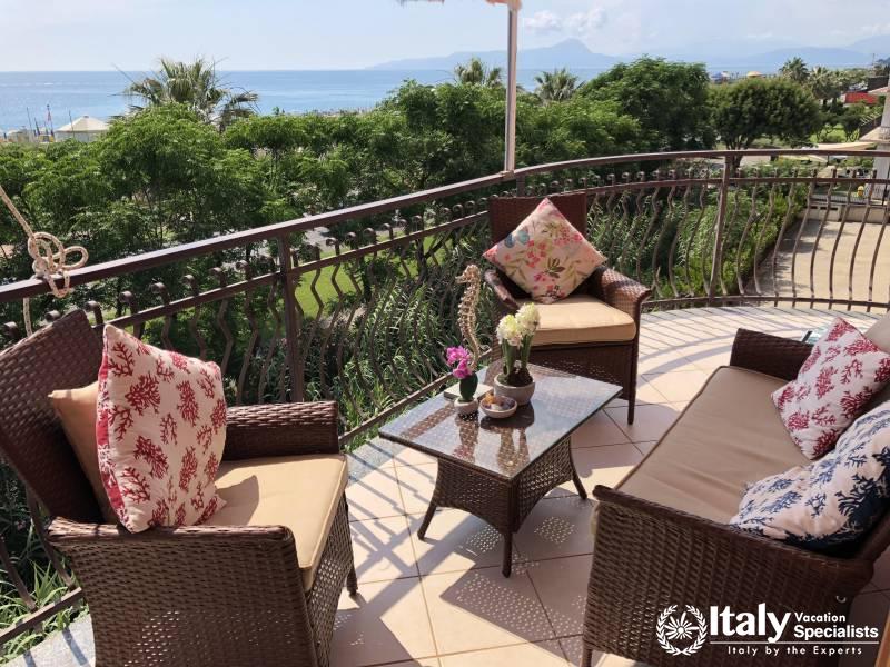 Sea-View Terrace Praia a Mare