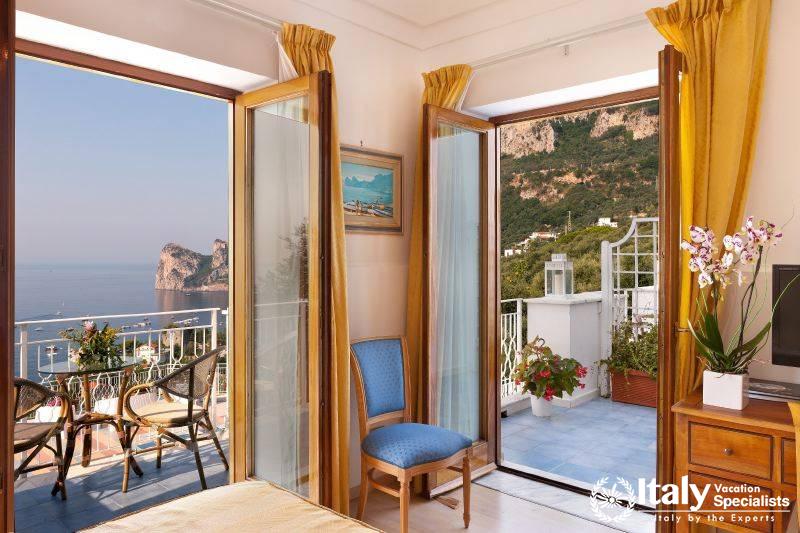 Amazing bedroom in Villa Esattezza