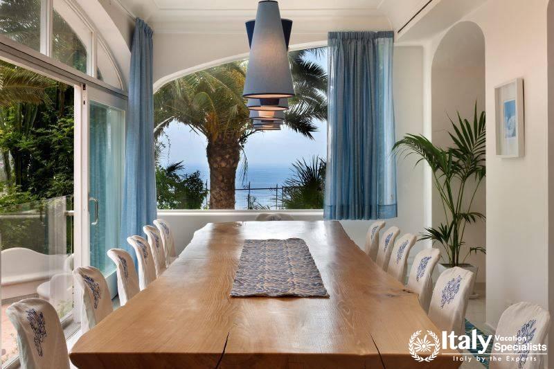 Dinning area in Villa Belmare