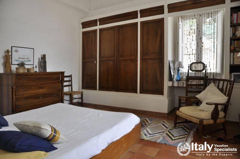 Amazing bedroom in Villa Giulia