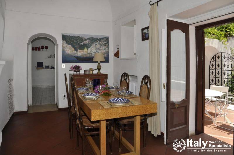 Dinning room in Villa Giulia