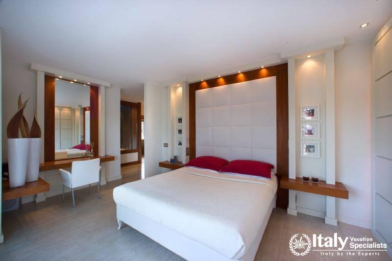 Beautiful bedroom of Villa Moyria