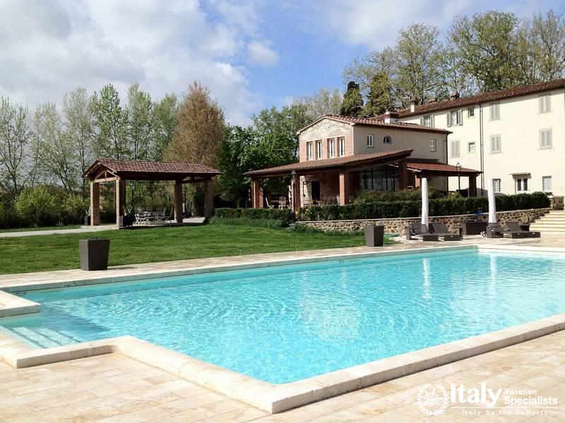 Wonderful villa with swimming pool in Tuscany