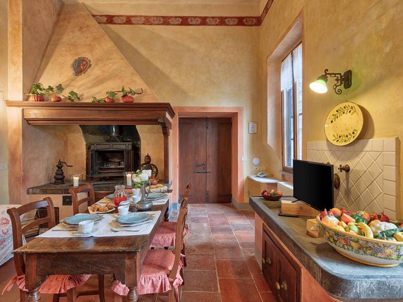 Comfortable sitting furniture in Villa La Canonica di Cortine