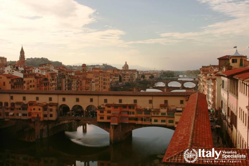 View over Arno River from Uffizi Galleries 