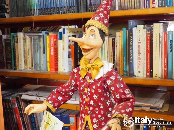 Handmade Puppet, Venice