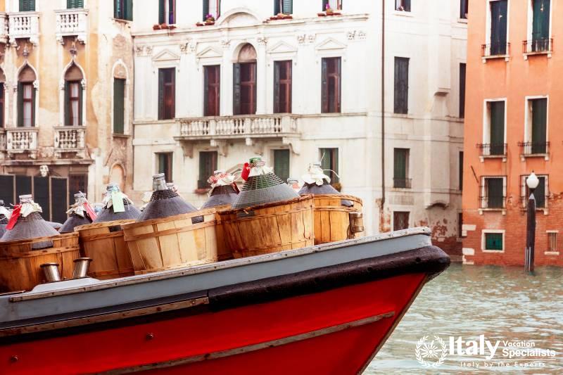 Venice for Lovers with Italy Vacation Specialists 
