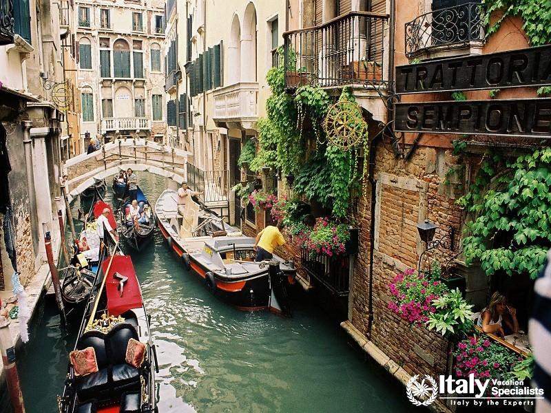 Private Venice Cicchetti and Prosecco Wine Tour