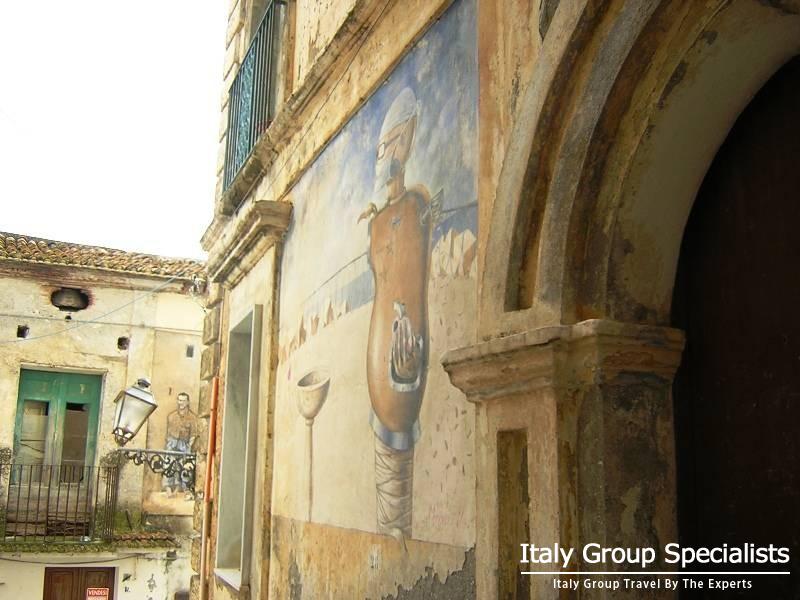 Murals at Diamante, Calabria - photo by Jesse Andrews