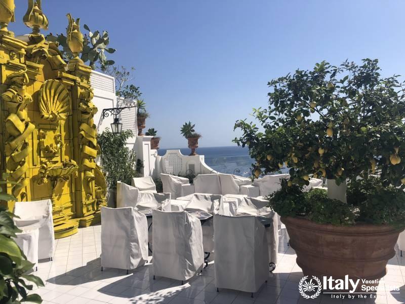 Francos Bar Positano Italy - Luxury Apperativo Experience 