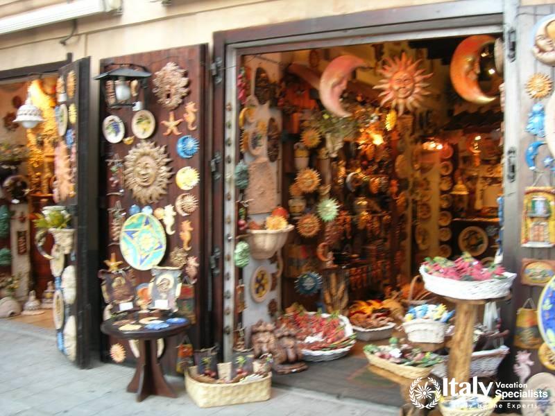 Great Shopping Italys Deep South 