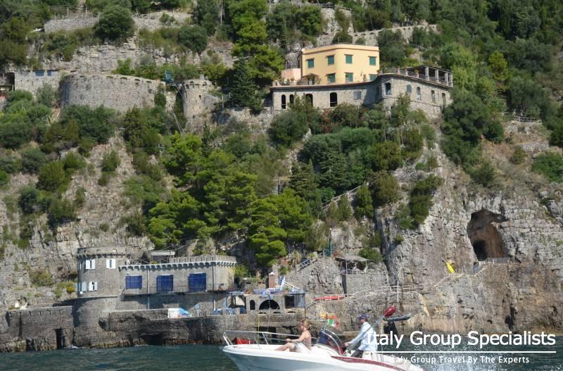 Incredible Sights to behold around the island of Capri 