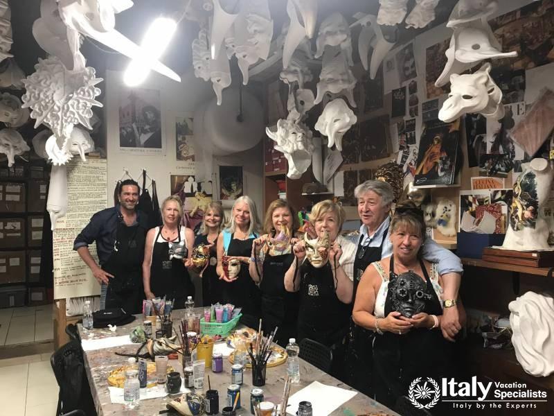 Carnival Mask Making and Dinner in Venice with Local Hosts