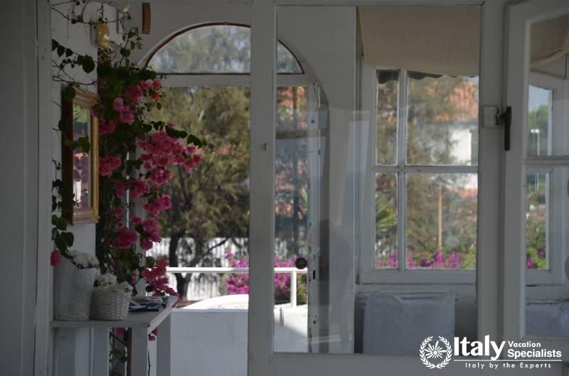 Best Ways to Access Beaches in Rome 