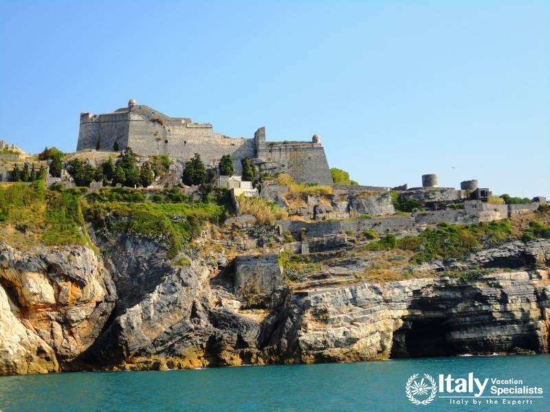  Cinque Terre National Park 