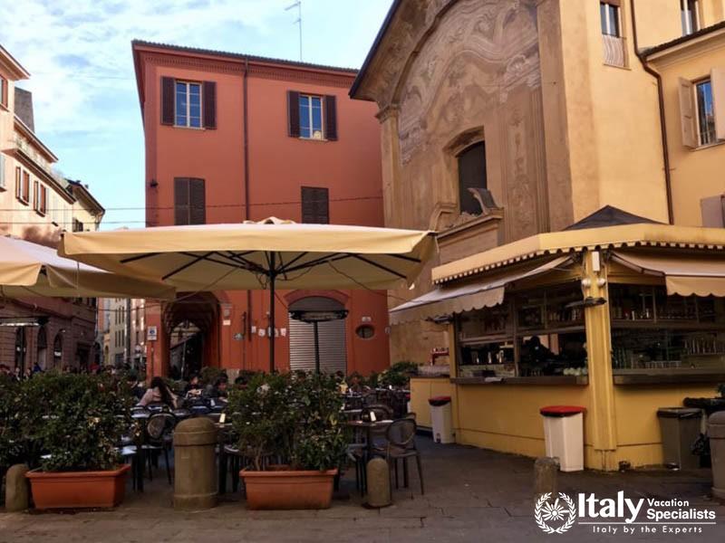 Traveling appetities bologna italy-833x540